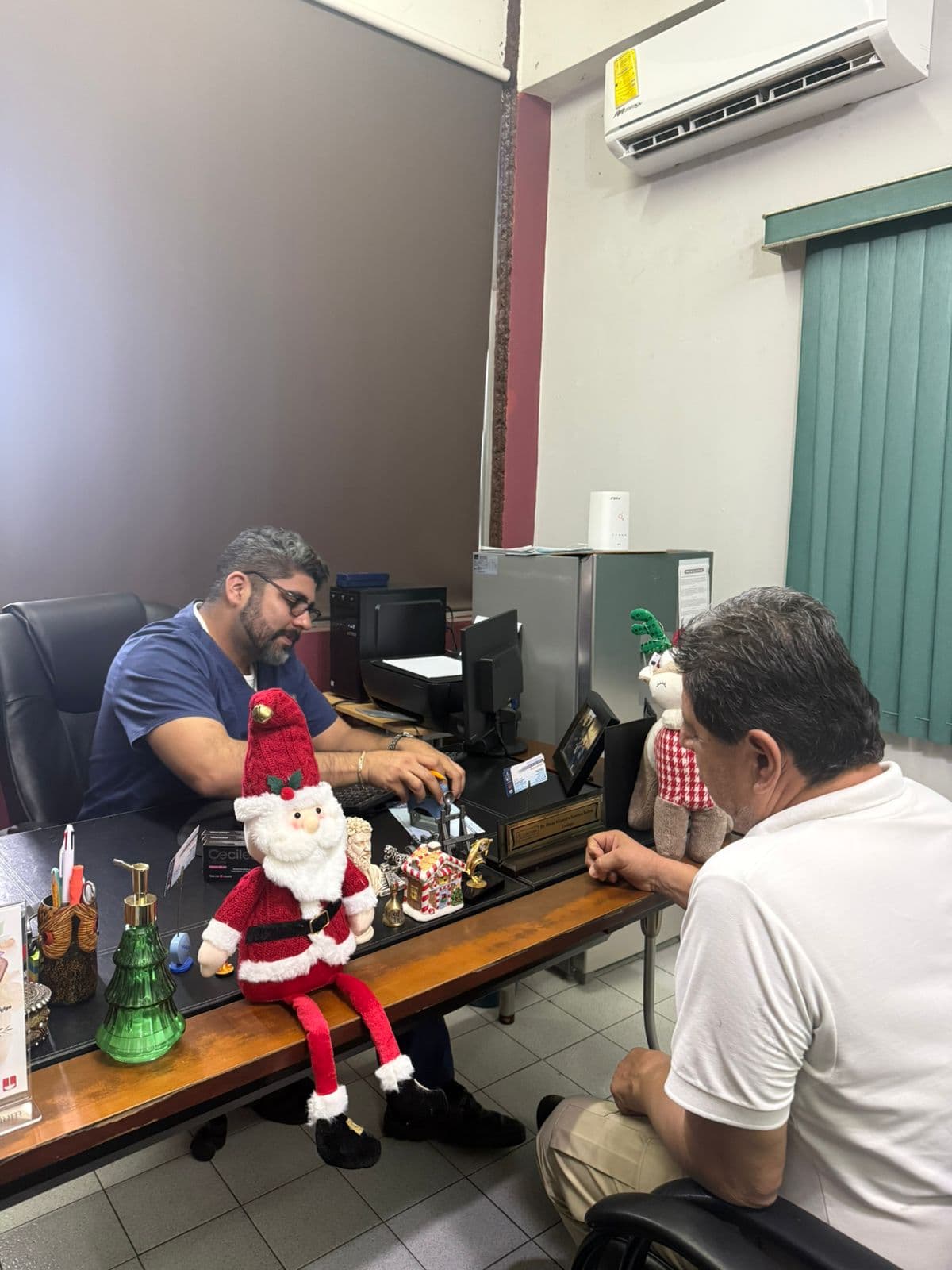 Consulta médica con el Dr. Oscar Balboa